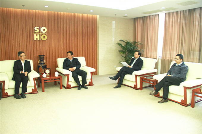 王正喜、周勇會(huì)見(jiàn)昆山花橋經(jīng)濟(jì)開(kāi)發(fā)區(qū)黨工委副書(shū)記、管委會(huì)副主任沈華飛