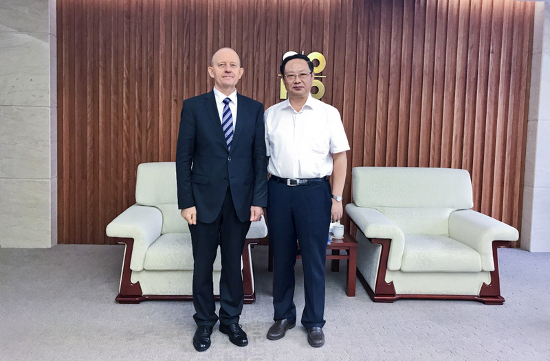 王正喜董事長(zhǎng)會(huì)見(jiàn)白俄羅斯駐滬總領(lǐng)事馬采利先生
