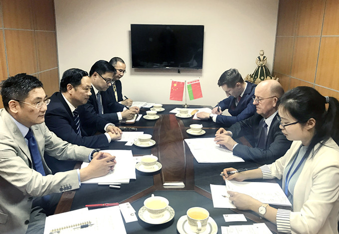王正喜董事長率隊拜訪白俄羅斯駐上?？傤I(lǐng)事館